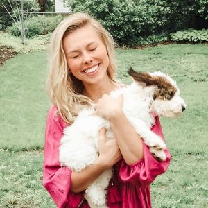 Meet your Posher, Elizabeth